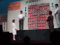 ������i�Ɖ����