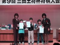 �\�����ɉԂ�Y����