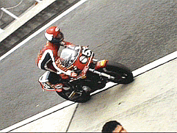 ゼッケン53はホンダRS1000