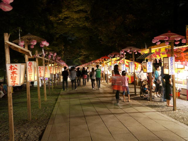 ���_��t�߂���咹������