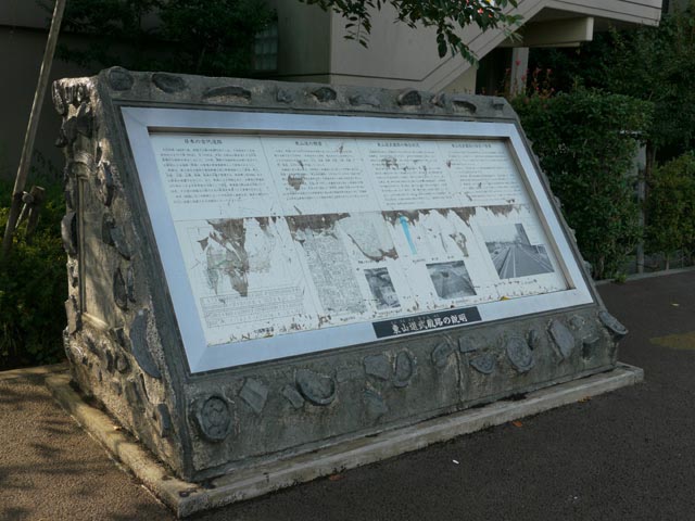 ���R�������H