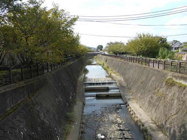 程久保川