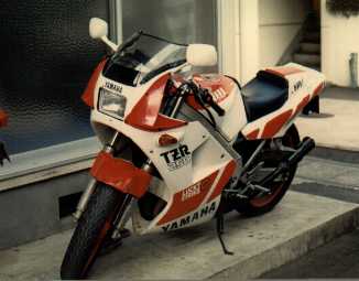 TZR250