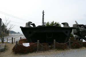 2004/03/08 15:29:27, Canon EOS 10D EF 17-40mm F4L, 1/125s, F8.0, ISO 100, EV-0.5, iDAE